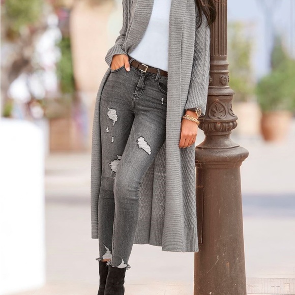 Chic Gray Skinny Jeans for Women - Picture 1 of 3